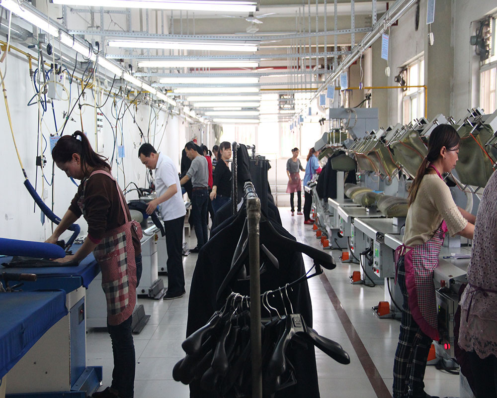 生產(chǎn)車(chē)間